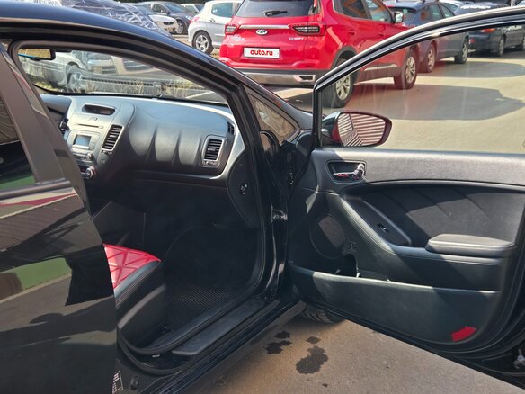 2016 Kia Cerato III, чёрный, 1390000 рублей - вид 16