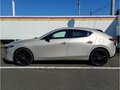 2022 Mazda 3 IV (BP), серебристый, 1425000 рублей - вид 1