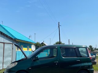 2001 Toyota FunCargo, зелёный, 400000 рублей, вид 4