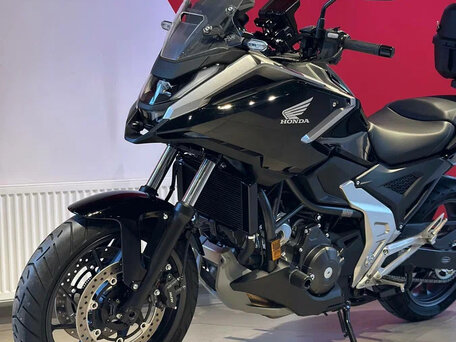 2025 Honda NC 750X, чёрный, 1407000 рублей, вид 2