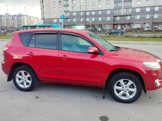2011 Toyota RAV4 III (XA30) Рестайлинг, красный, 1300000 рублей, вид 4