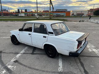 2008 Lada (ВАЗ) 2105, белый, 125000 рублей, вид 4