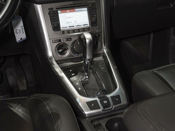 2012 Opel Antara I Рестайлинг, белый, 1150000 рублей - вид 10