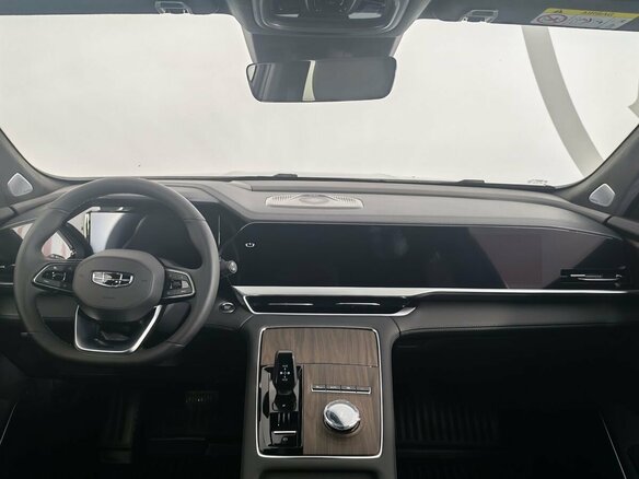 2026 Geely Monjaro I, зелёный, 4954990 рублей - вид 8