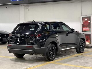 2024 Mazda CX-50, чёрный, 4803450 рублей, вид 4