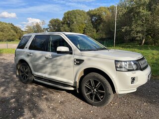 2014 Land Rover Freelander II Рестайлинг 2, белый, 2500000 рублей, вид 4