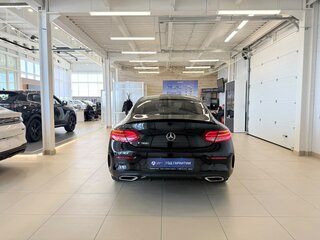 2016 Mercedes-Benz C-Класс 180 IV (W205), чёрный, 2299900 рублей, вид 5