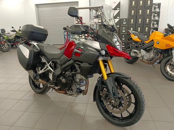 2014 Suzuki V-Strom 1000, красный, 630000 рублей