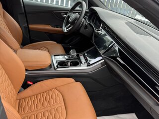 2023 Audi RS Q8 I, чёрный, 10400000 рублей, вид 5