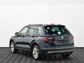 2018 Volkswagen Tiguan II, синий, 2345000 рублей, вид 2