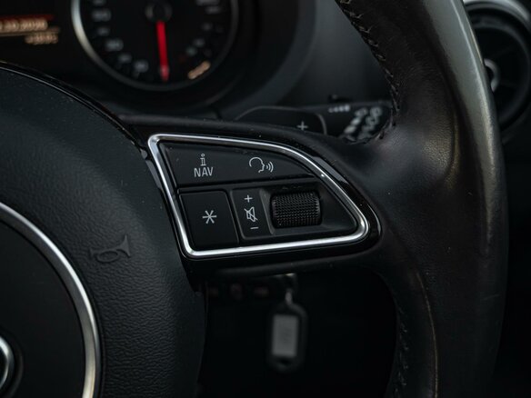 2015 Audi A3 III (8V), серый, 1770000 рублей - вид 18