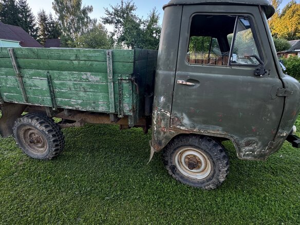 1980 УАЗ 3303, зелёный, 160000 рублей - вид 3