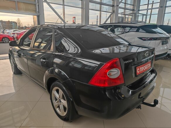 2010 Ford Focus II Рестайлинг, чёрный, 469000 рублей - вид 6