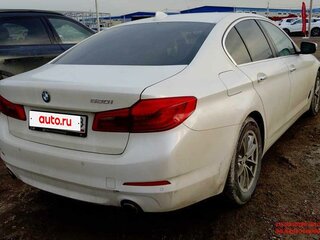 2018 BMW 5 серии 520i VII (G30/G31/G38), белый, 3060000 рублей, вид 3