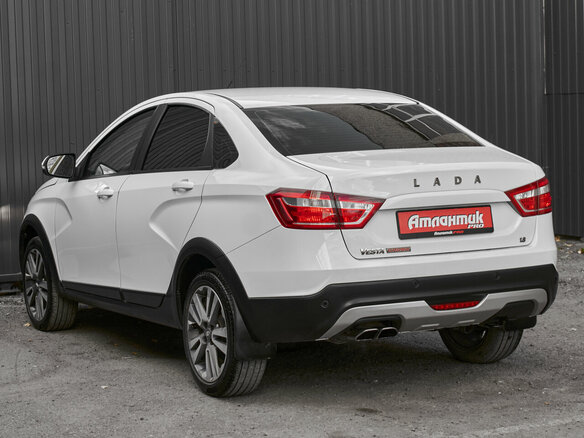 2019 Lada (ВАЗ) Vesta Cross I, белый, 930000 рублей - вид 6