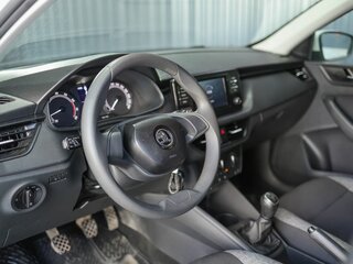 2020 Skoda Rapid I Рестайлинг, белый, 1349000 рублей, вид 5