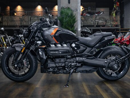 2026 Triumph Rocket 3, чёрный, 3390000 рублей, вид 5