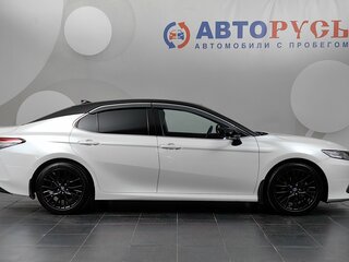 2021 Toyota Camry VIII (XV70) Рестайлинг, белый, 2980000 рублей, вид 5