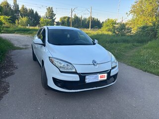 2012 Renault Megane III Рестайлинг, белый, 540000 рублей, вид 2