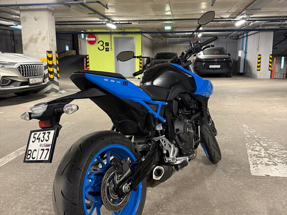2023 Suzuki GSX-8S, голубой, 820000 рублей - вид 2