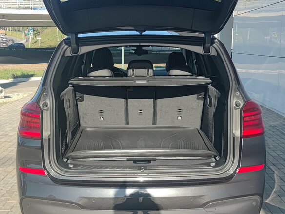 2019 BMW X3 30i xDrive III (G01), чёрный - вид 9