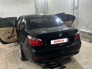 2006 BMW 5 серии 525xi V (E60/E61), чёрный, 950000 рублей, вид 4