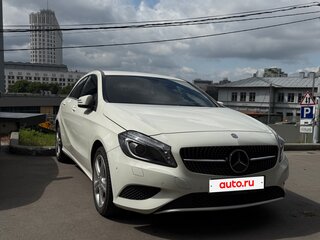 2013 Mercedes-Benz A-Класс 180 III (W176), белый, 1150000 рублей, вид 3