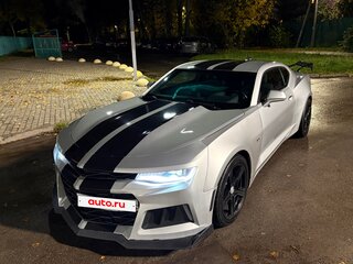 2018 Chevrolet Camaro VI Рестайлинг, серебристый, 2500000 рублей, вид 5