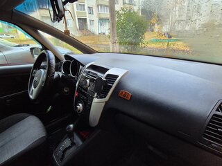 2012 Kia Venga I, красный, 750000 рублей, вид 5
