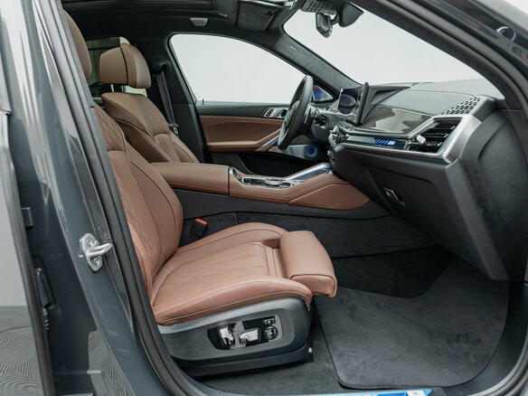 2026 BMW X6 M60i III (G06) Рестайлинг, серый, 19740000 рублей - вид 32