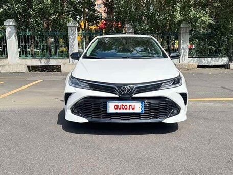 2023 Toyota Corolla XII (E210), белый, 1750000 рублей, вид 2