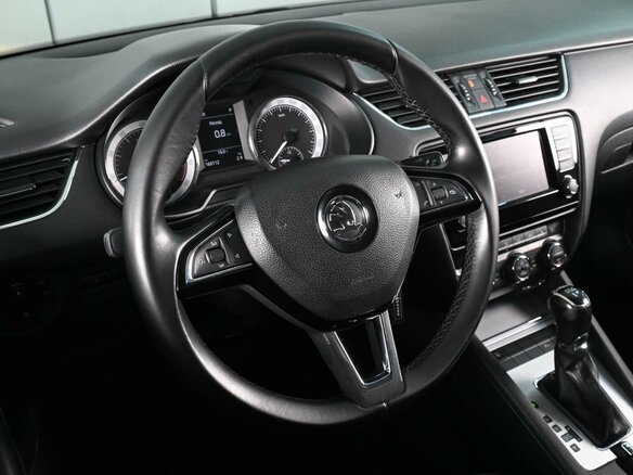 2016 Skoda Octavia III (A7), белый - вид 11