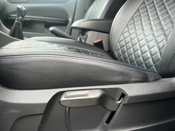 2010 Ford Focus II Рестайлинг, серый, 739000 рублей - вид 10