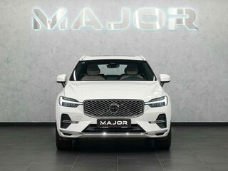 2025 Volvo XC60 II Рестайлинг, белый, 6305000 рублей, вид 5