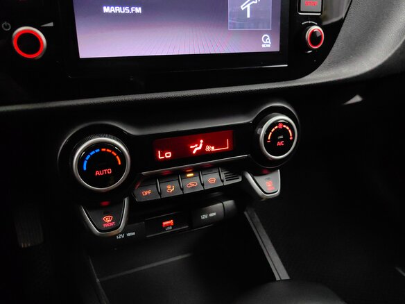 2021 Kia Rio IV Рестайлинг, чёрный, 1619000 рублей - вид 6
