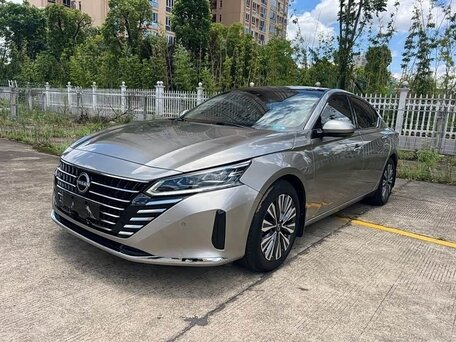 2023 Nissan Altima VI (L34) Рестайлинг, бежевый, 2080000 рублей, вид 1