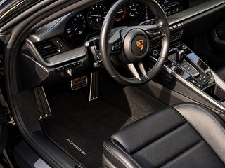 2020 Porsche 911 Carrera 4S VIII (992), чёрный, 12500000 рублей, вид 3