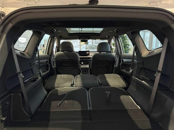 2025 Geely Okavango I Рестайлинг, белый, 4085990 рублей - вид 8