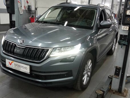2018 Skoda Kodiaq I, серый, 1820000 рублей, вид 1