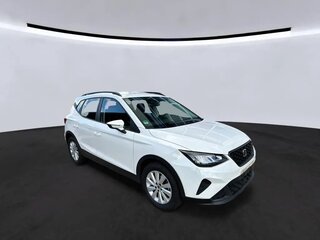 2023 SEAT Arona I Рестайлинг, белый, 1542000 рублей, вид 3
