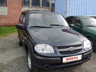 2013 Chevrolet Niva I Рестайлинг, чёрный, 440000 рублей, вид 1