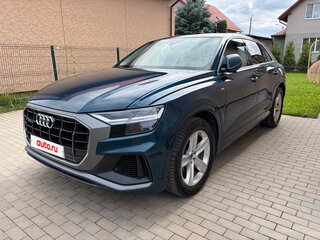 2019 Audi Q8 55 TFSI I (4M), синий, 4185000 рублей, вид 1