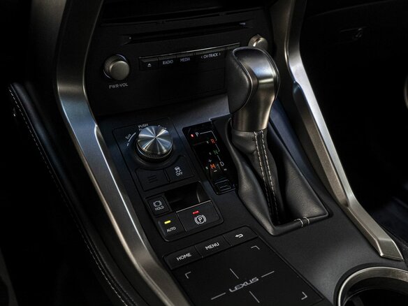 2018 Lexus NX 300 I Рестайлинг, серый, 3589000 рублей - вид 20