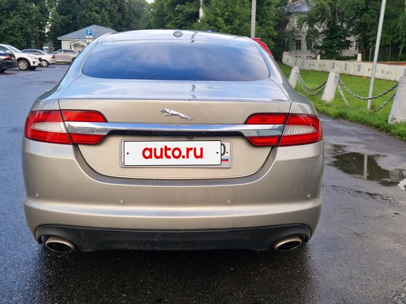 2011 Jaguar XF I Рестайлинг, золотистый, 1300000 рублей - вид 3