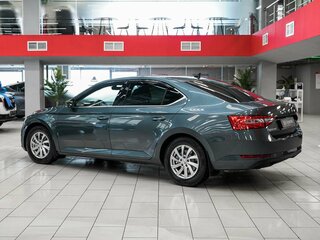 2021 Skoda Superb III Рестайлинг, серый, 2290000 рублей, вид 4