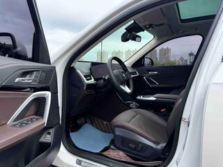 2023 BMW X1 Long 20Li sDrive III (U11/U12), белый, 3130100 рублей, вид 5