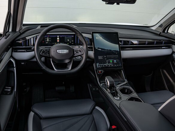 2024 Geely Atlas II, белый, 3099000 рублей - вид 5