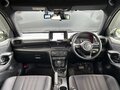 2023 Toyota Yaris IV, белый, 1052000 рублей - вид 5