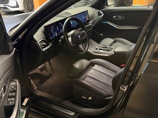 2022 BMW 3 серии M340i xDrive VII (G2x) Рестайлинг, чёрный, 6999999 рублей, вид 2