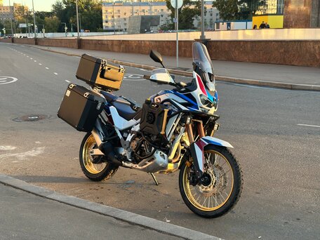 2021 Honda CRF 1100L Africa Twin, белый, 2100000 рублей, вид 1